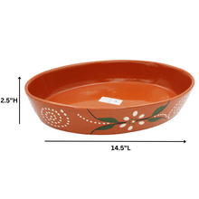 Load image into Gallery viewer, João Vale Hand Painted Traditional Clay Terracotta Oval Roaster
