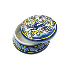 Load image into Gallery viewer, Coimbra Ceramics Hand-painted Decorative Round Box with Lid XVII Cent Recreation #116-1 1700
