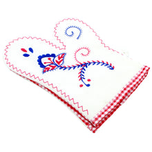 Load image into Gallery viewer, Made in Portugal Hand-embroidered Viana&#39;s Oven Mitts Set of 2
