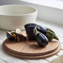 Load image into Gallery viewer, Casafina Pacifica 10&quot; Vanilla Serving Bowl with Oak Wood Lid
