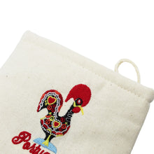 Load image into Gallery viewer, 100% Cotton Good Luck Rooster Barcelos Oven Mitts Kitchen Set
