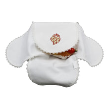 Load image into Gallery viewer, Red Gold Linen Viana Heart Bread Cover
