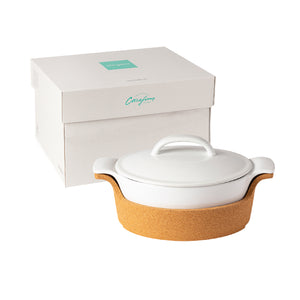 Casafina Ensemble 12" Oval White Casserole with Cork Tray