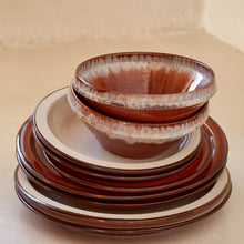 Load image into Gallery viewer, Casafina Poterie 8&quot; Caramel Cream Salad Plates Set
